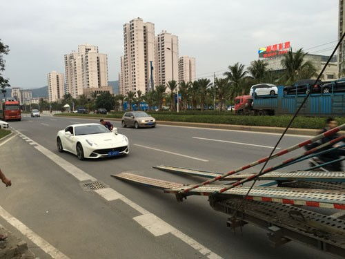 保定到佳木斯拖運(yùn)汽車上門取貨 小汽車拖車